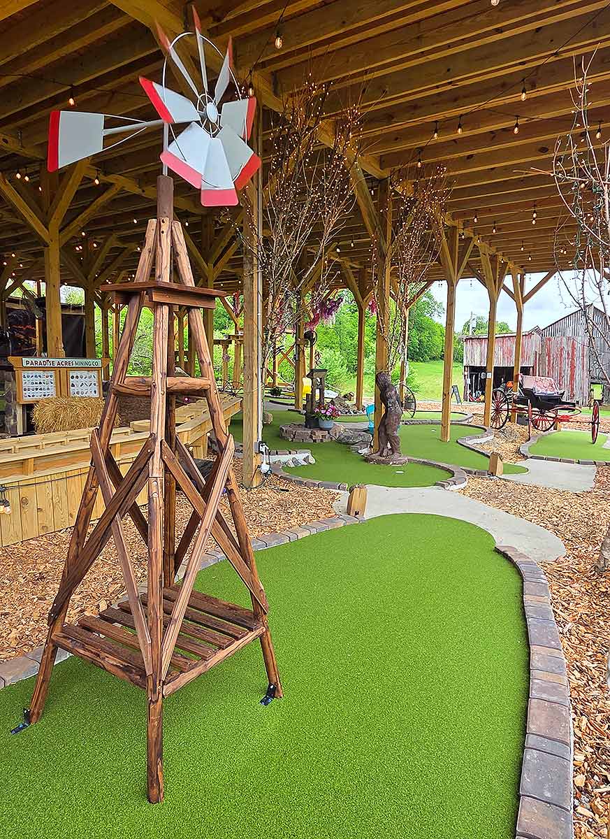 Paradise Acres Hosts Grand Opening for Second Mini-Golf Course & Mother’s Day Event